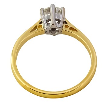 18ct gold Diamond Ring size J